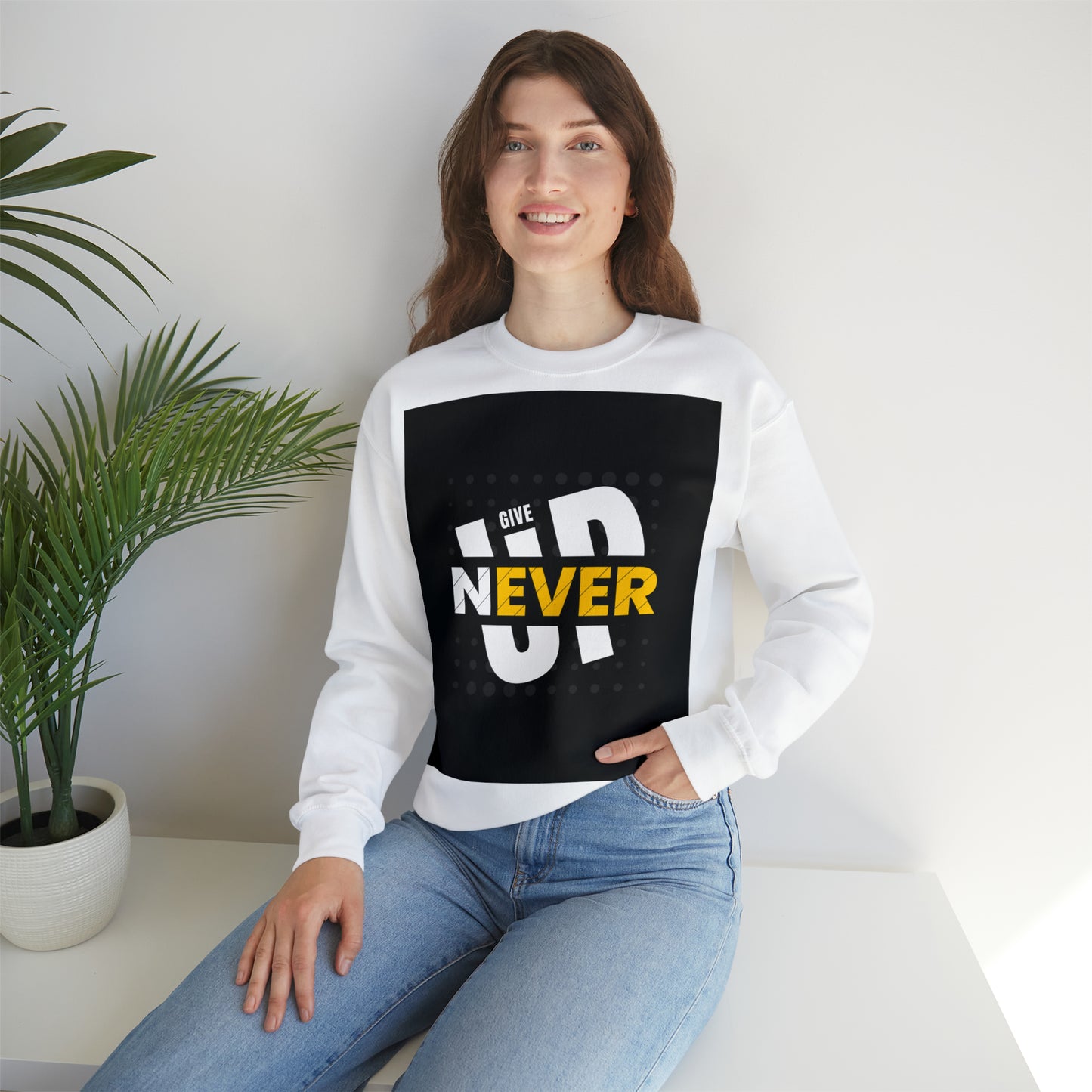 DAM BRAND NEVER GIVE UP Sweatshirt