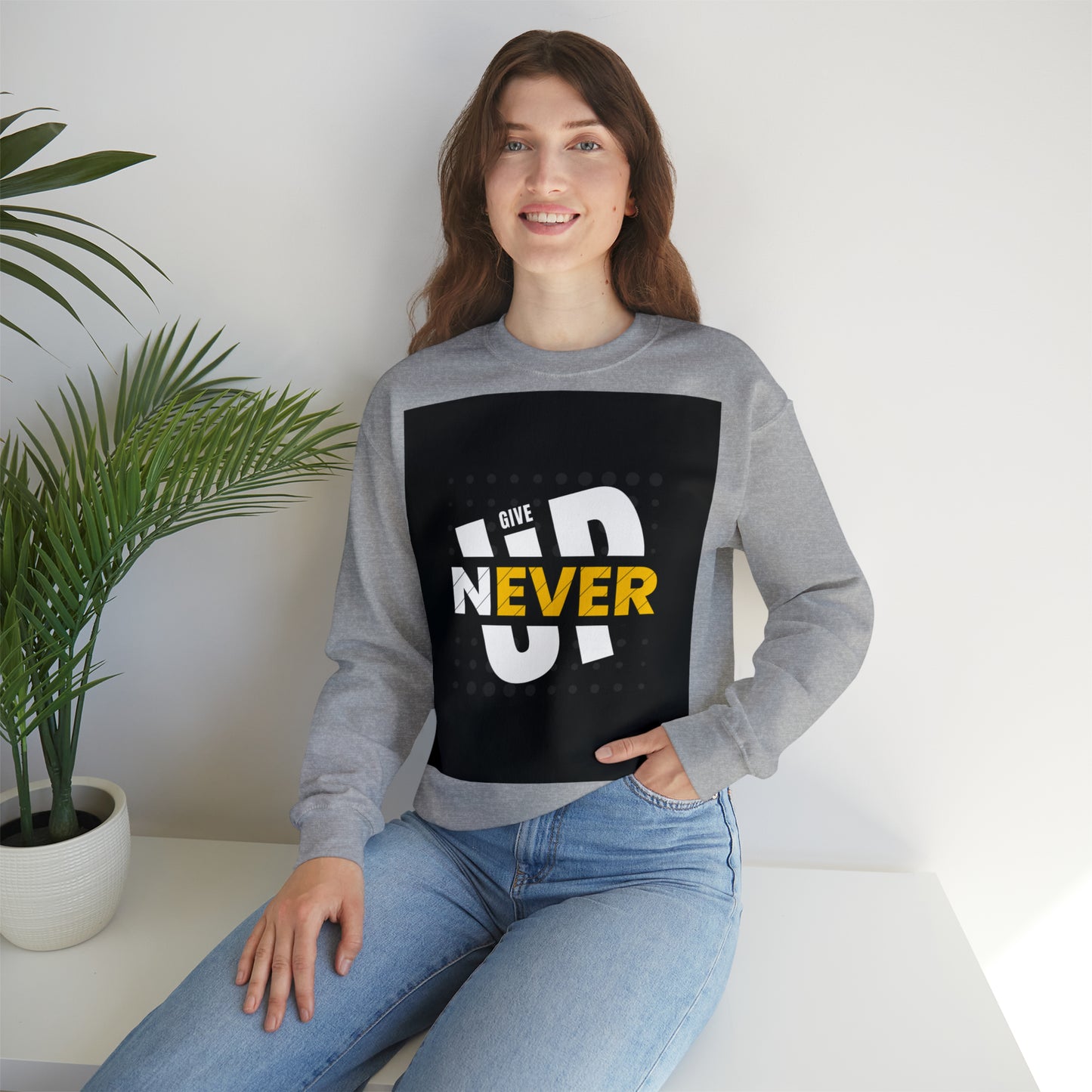 DAM BRAND NEVER GIVE UP Sweatshirt